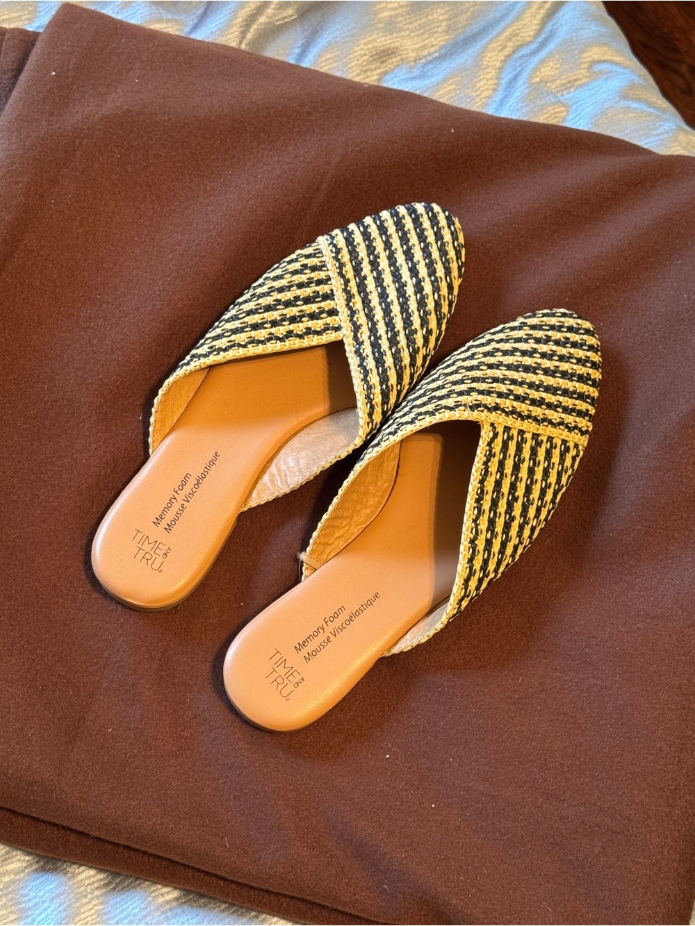 Beige-Black Woven Pointed-Toe Mules